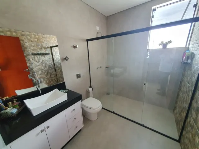Casa de alto padrão com 433 m² e piscina no Xororó II — foto 24