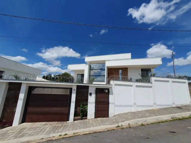 Casa de alto padrão com 433 m² e piscina no Xororó II — foto 3