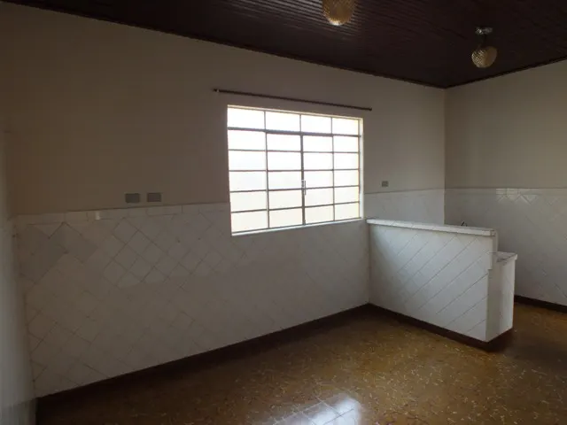 Casa reformada com 3 quartos no Centro — foto 9
