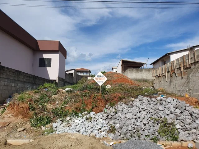 Lote de 200 m² na Estação — foto 1