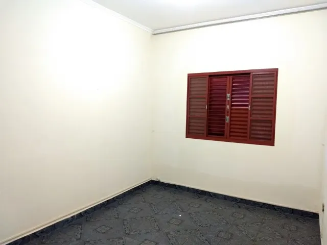 Casa com 3 quartos e salão no Xororó — foto 7