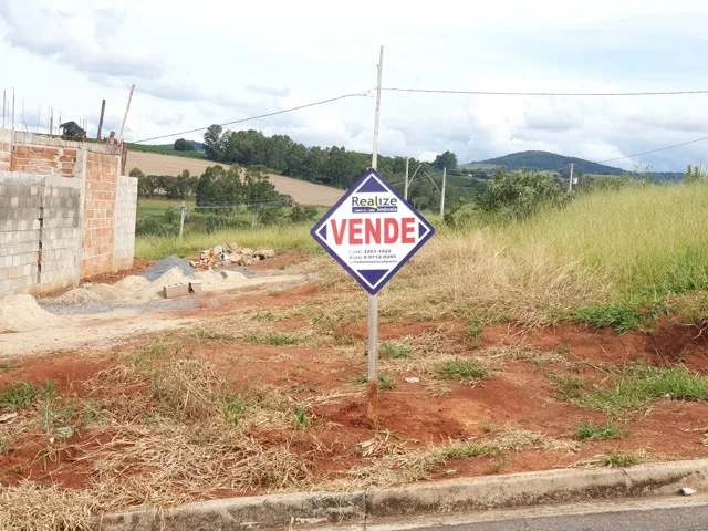 Lote de 240 m² na avenida do Chácara do Chá — foto 1
