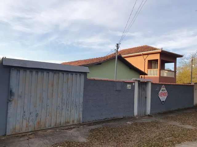Casa com 2 quartos e lote de 270 m² na Estação — foto 1