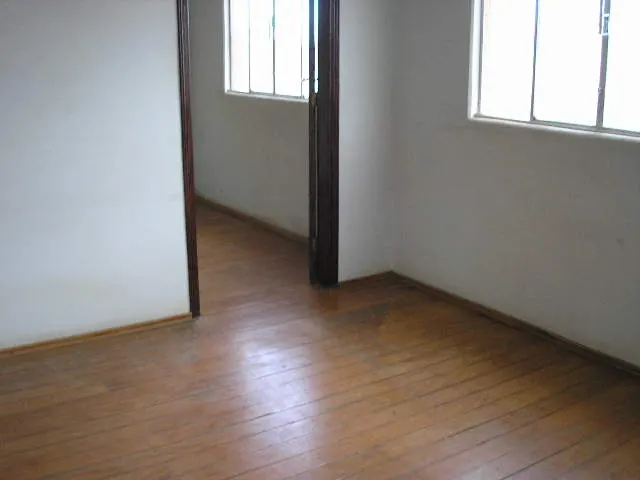 Casa no Centro - 3 quartos — foto 3