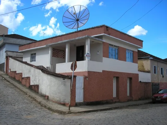 Casa no Centro - 3 quartos — foto 1
