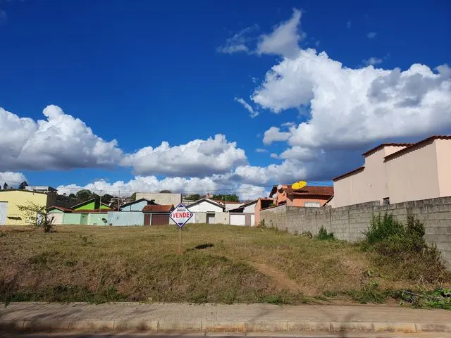 Lote plano de 200 m² no São Domingos (lote 150) — foto 2