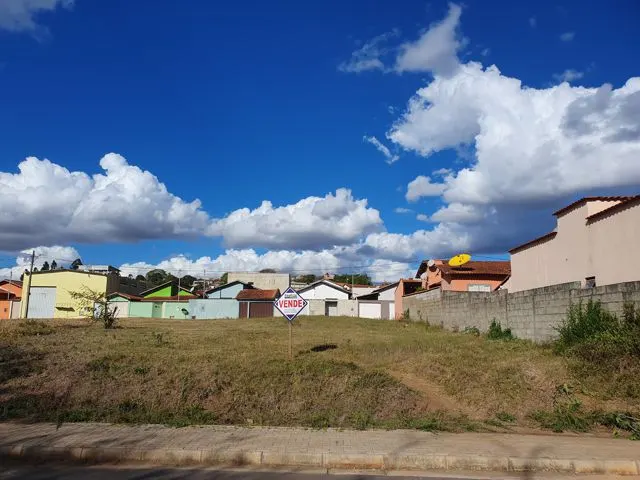 Lote plano de 200 m² no São Domingos (lote 150) — foto 3