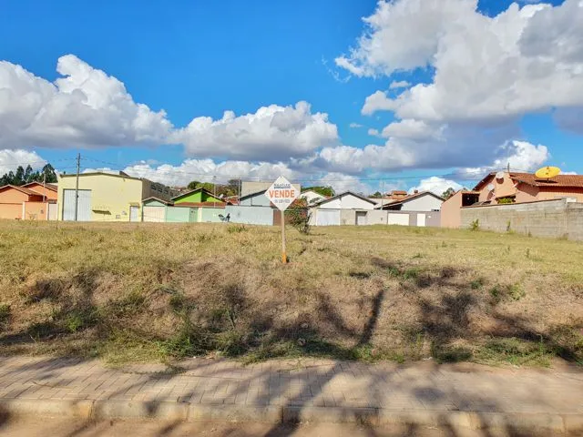 Lote plano de 200 m² no São Domingos (lote 149) — foto 1