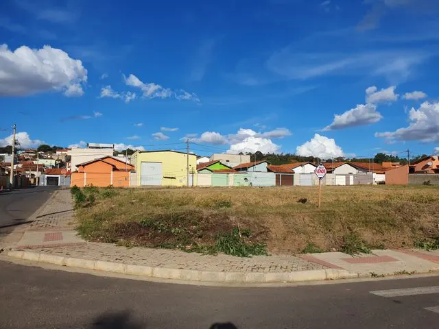 Lote plano de 200 m² no São Domingos (lote 147) — foto 6