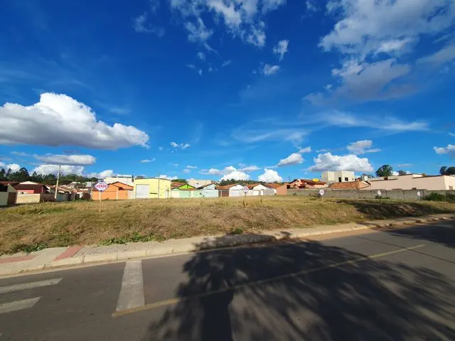 Área de 1.000 m² em esquina comercial no São Domingos — foto 5