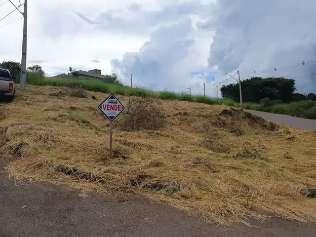 PROMOÇÃO LOTE GRANDE NO CHÁ - 342.59m² - DUAS ESQUINAS — foto 3