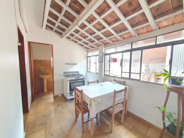 Casa com 3 quartos no Centro — foto 18