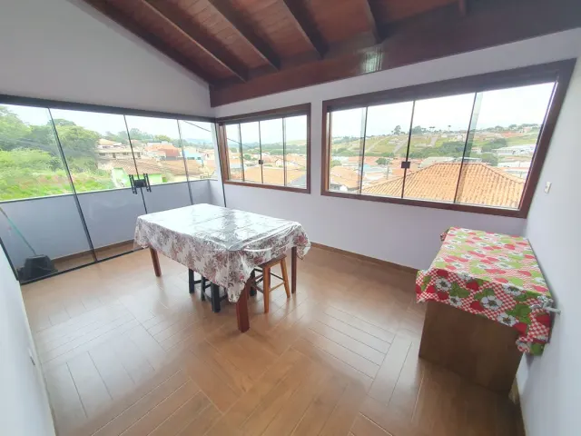 Casa nova com 5 quartos e vista para a cidade — foto 10