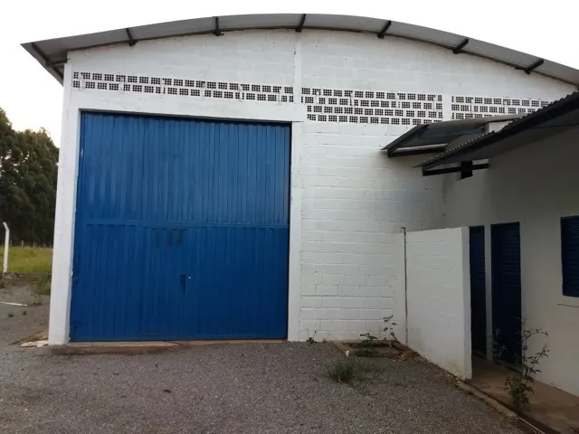 Galpão e comércio em área de 2.400 m² na BR-267 — foto 11