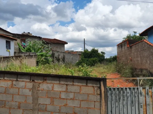 Lote murado de 894 m² no Canadá — foto 3
